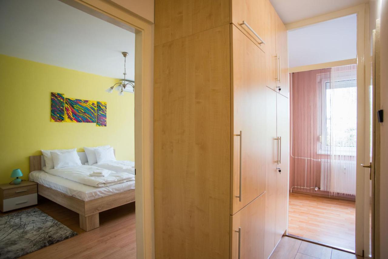 Otthon-Laksz Apartman Ньиредьхаза Экстерьер фото